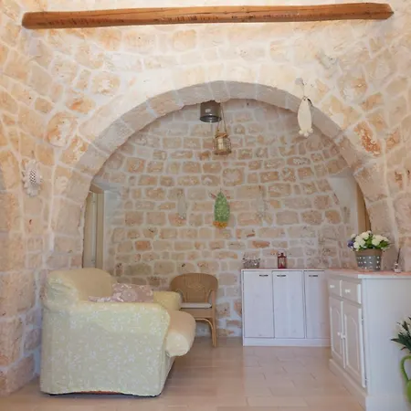 Trullo Filippo With Exclusive Pool *